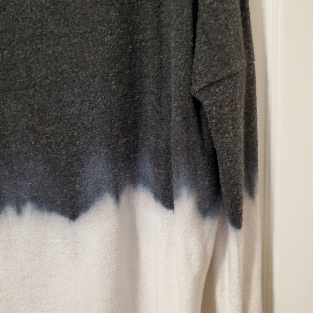 Go Couture Boatneck Dolman Knit Sweater- Grey/White (Size S) - Picture 8 of 16